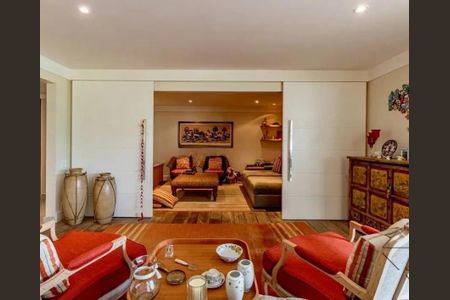 Apartamento à venda com 366m², 4 quartos e 5 vagas