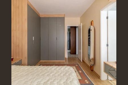 Apartamento à venda com 366m², 4 quartos e 5 vagas