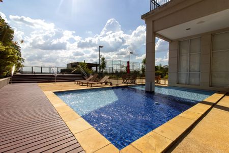 Apartamento à venda com 138m², 3 quartos e 3 vagas Apartamento à venda com 138m², 3 quartos e 3 vagasÁrea comum - Piscina