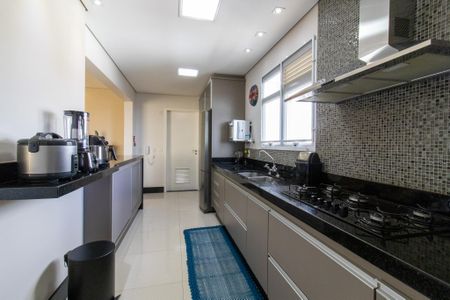 Apartamento à venda com 138m², 3 quartos e 3 vagas Apartamento à venda com 138m², 3 quartos e 3 vagasCozinha