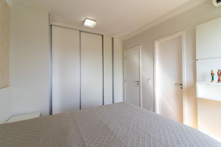 Apartamento à venda com 138m², 3 quartos e 3 vagas Apartamento à venda com 138m², 3 quartos e 3 vagasSuíte 1