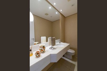 Apartamento à venda com 138m², 3 quartos e 3 vagas Apartamento à venda com 138m², 3 quartos e 3 vagasBanheiro de Serviço