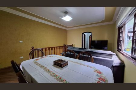 Casa à venda com 217m², 5 quartos e 2 vagas Casa à venda com 217m², 5 quartos e 2 vagasCasa 1 - Sala