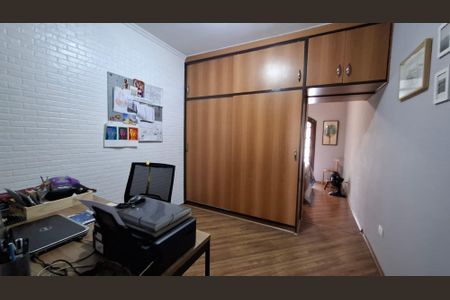 Casa à venda com 217m², 5 quartos e 2 vagas Casa à venda com 217m², 5 quartos e 2 vagasCasa 1 - Quarto 3