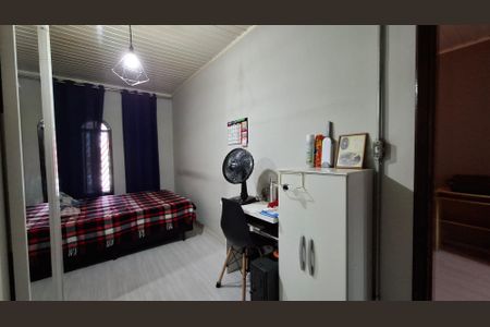 Casa à venda com 217m², 5 quartos e 2 vagas Casa à venda com 217m², 5 quartos e 2 vagasCasa 2 - Quarto 1