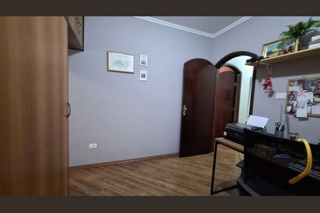 Casa à venda com 217m², 5 quartos e 2 vagas Casa à venda com 217m², 5 quartos e 2 vagasCasa 1 - Quarto 3