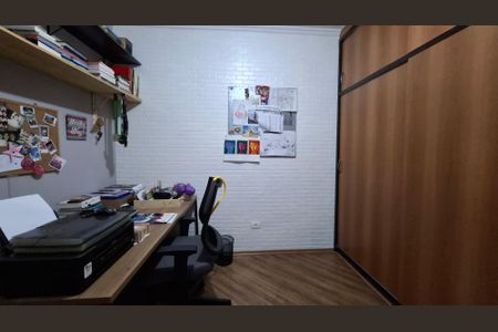 Casa à venda com 217m², 5 quartos e 2 vagas Casa à venda com 217m², 5 quartos e 2 vagasCasa 1 - Quarto 3