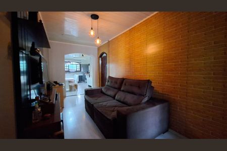 Casa à venda com 217m², 5 quartos e 2 vagas Casa à venda com 217m², 5 quartos e 2 vagasCasa 2 - Sala