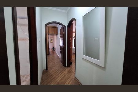 Casa à venda com 217m², 5 quartos e 2 vagas Casa à venda com 217m², 5 quartos e 2 vagasCasa 1 - Hall dos Quartos