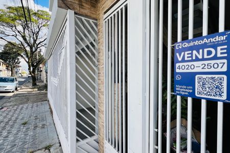 Casa à venda com 260m², 4 quartos e 2 vagas Casa à venda com 260m², 4 quartos e 2 vagasPlaca