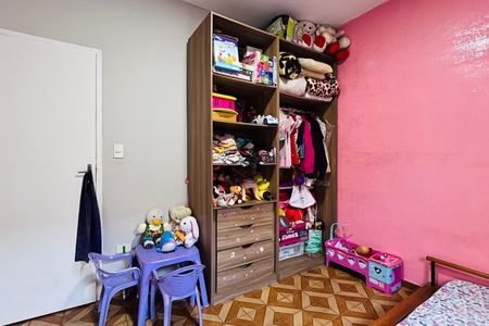 Casa à venda com 260m², 4 quartos e 2 vagas Casa à venda com 260m², 4 quartos e 2 vagasQuarto 2