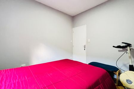 Casa à venda com 260m², 4 quartos e 2 vagas Casa à venda com 260m², 4 quartos e 2 vagasQuarto 1