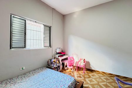 Casa à venda com 260m², 4 quartos e 2 vagas Casa à venda com 260m², 4 quartos e 2 vagasQuarto 2