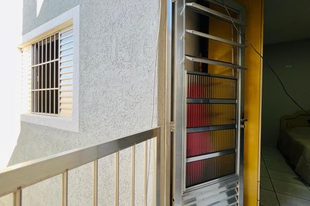 Casa à venda com 260m², 4 quartos e 2 vagas Casa à venda com 260m², 4 quartos e 2 vagasVaranda da Suíte