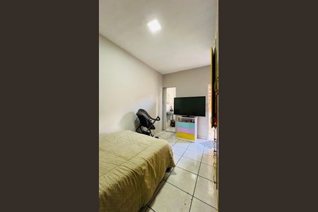 Casa à venda com 260m², 4 quartos e 2 vagas Casa à venda com 260m², 4 quartos e 2 vagasSuíte