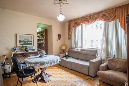 Apartamento à venda com 107m², 3 quartos e sem vaga Apartamento à venda com 107m², 3 quartos e sem vagaSala