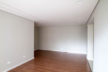 Apartamento para alugar com 150m², 3 quartos e 1 vaga Apartamento para alugar com 150m², 3 quartos e 1 vagaSala