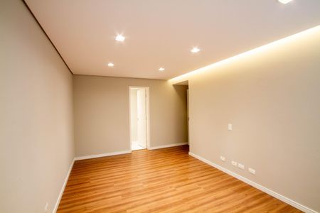 Apartamento para alugar com 150m², 3 quartos e 1 vaga Apartamento para alugar com 150m², 3 quartos e 1 vagaSuíte