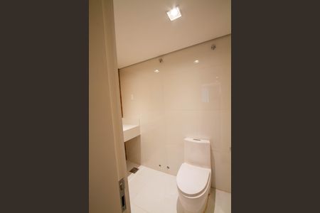 Apartamento para alugar com 150m², 3 quartos e 1 vaga Apartamento para alugar com 150m², 3 quartos e 1 vagaBanheiro de serviço