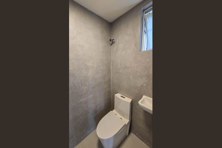 Apartamento para alugar com 150m², 3 quartos e 1 vaga Apartamento para alugar com 150m², 3 quartos e 1 vagaBanheiro de serviço