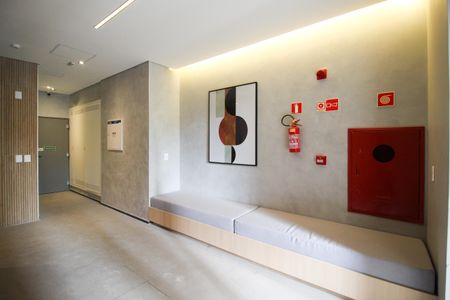 Apartamento para alugar com 24m², 1 quarto e sem vaga Apartamento para alugar com 24m², 1 quarto e sem vagaHall