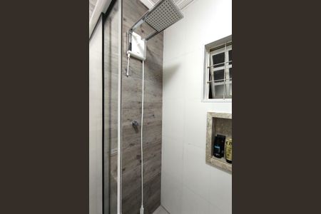 Casa à venda com 170m², 4 quartos e 2 vagas Casa à venda com 170m², 4 quartos e 2 vagasBanheiro da Suíte 1