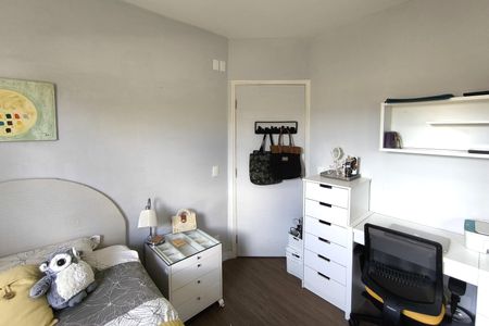 Casa à venda com 170m², 4 quartos e 2 vagas Casa à venda com 170m², 4 quartos e 2 vagasSuíte 2