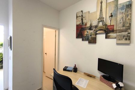 Casa à venda com 170m², 4 quartos e 2 vagas Casa à venda com 170m², 4 quartos e 2 vagasSuíte 3