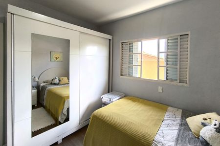 Casa à venda com 170m², 4 quartos e 2 vagas Casa à venda com 170m², 4 quartos e 2 vagasSuíte 2