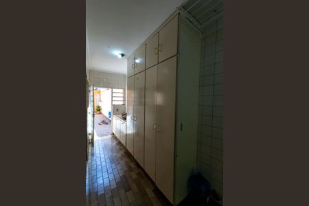 Casa para alugar com 380m², 3 quartos e 5 vagas Casa para alugar com 380m², 3 quartos e 5 vagasÁrea de Serviço 1