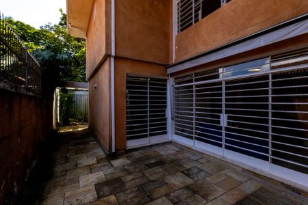 Casa para alugar com 380m², 3 quartos e 5 vagas Casa para alugar com 380m², 3 quartos e 5 vagasQuintal