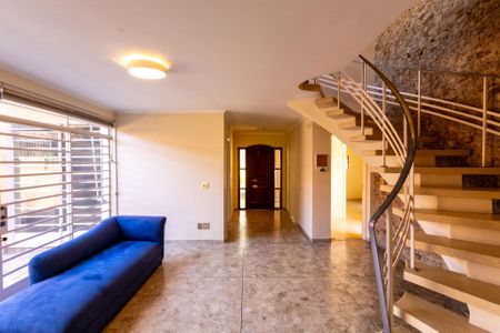 Casa para alugar com 380m², 3 quartos e 5 vagas Casa para alugar com 380m², 3 quartos e 5 vagasSala de Estar