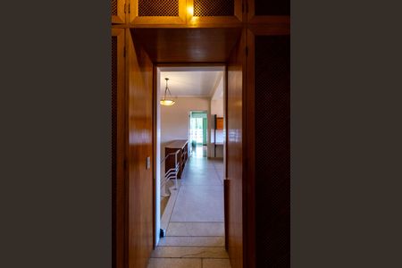 Casa para alugar com 380m², 3 quartos e 5 vagas Casa para alugar com 380m², 3 quartos e 5 vagasHall Armários