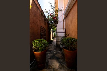 Casa para alugar com 380m², 3 quartos e 5 vagas Casa para alugar com 380m², 3 quartos e 5 vagasCorredor