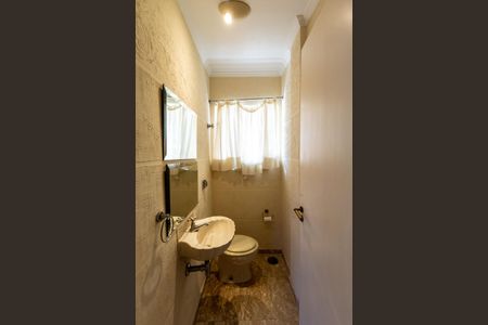 Casa para alugar com 380m², 3 quartos e 5 vagas Casa para alugar com 380m², 3 quartos e 5 vagasLavabo