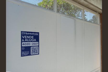 Casa para alugar com 380m², 3 quartos e 5 vagas Casa para alugar com 380m², 3 quartos e 5 vagasPlaca