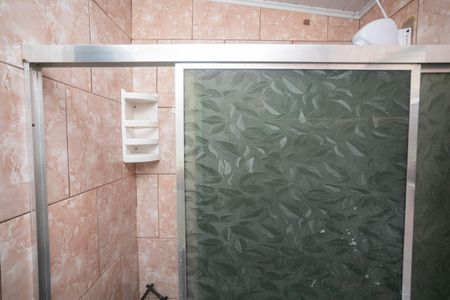 Casa à venda com 165m², 3 quartos e 1 vaga Casa à venda com 165m², 3 quartos e 1 vagaBanheiro da Suíte