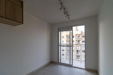 Sala de apartamento à venda com 1 quarto, 27m² em Parque Industrial Tomas Edson, São Paulo