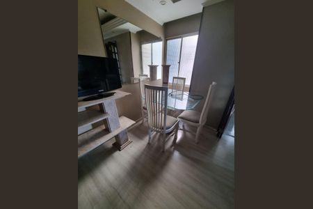 Apartamento à venda com 56m², 2 quartos e 1 vaga Apartamento à venda com 56m², 2 quartos e 1 vagaSala