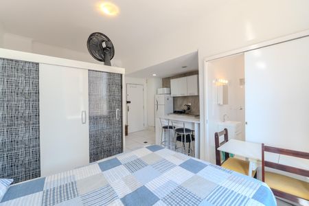 Apartamento para alugar com 46m², 1 quarto e sem vaga Apartamento para alugar com 46m², 1 quarto e sem vagaStudio
