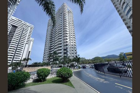 Apartamento para alugar com 84m², 2 quartos e 2 vagas Apartamento para alugar com 84m², 2 quartos e 2 vagasFachada