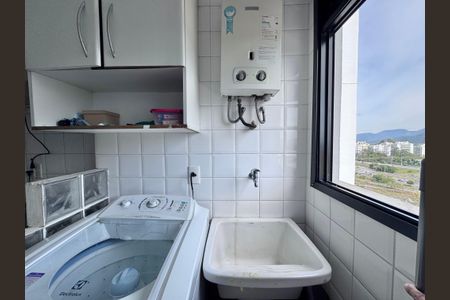 Apartamento para alugar com 84m², 2 quartos e 2 vagas Apartamento para alugar com 84m², 2 quartos e 2 vagasCozinha e Área de Serviço