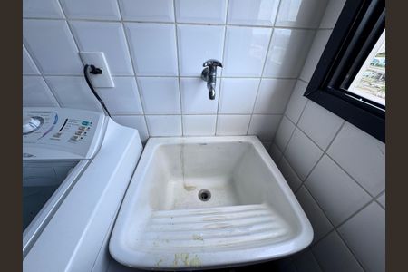 Apartamento para alugar com 84m², 2 quartos e 2 vagas Apartamento para alugar com 84m², 2 quartos e 2 vagasCozinha e Área de Serviço