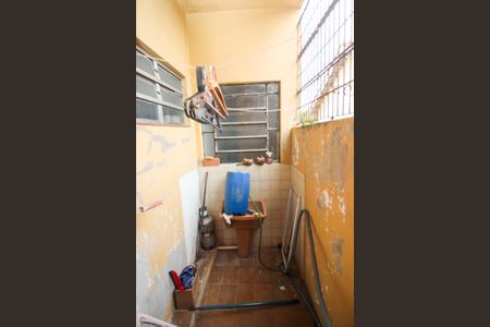 Casa à venda com 300m², 4 quartos e 2 vagas Casa à venda com 300m², 4 quartos e 2 vagasÁrea de Serviço 2