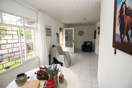 Casa à venda com 300m², 4 quartos e 2 vagas Casa à venda com 300m², 4 quartos e 2 vagasSala 1