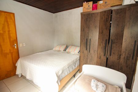 Casa à venda com 300m², 4 quartos e 2 vagas Casa à venda com 300m², 4 quartos e 2 vagasQuarto 1