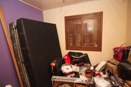 Casa à venda com 300m², 4 quartos e 2 vagas Casa à venda com 300m², 4 quartos e 2 vagasQuarto 4