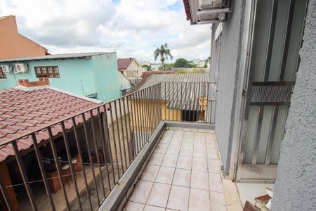 Casa à venda com 300m², 4 quartos e 2 vagas Casa à venda com 300m², 4 quartos e 2 vagasSacada do Quarto 2