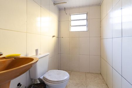 Casa à venda com 305m², 3 quartos e 2 vagas Casa à venda com 305m², 3 quartos e 2 vagasBanheiro