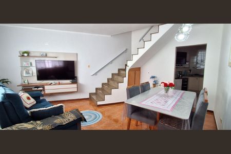 Casa à venda com 119m², 3 quartos e 1 vaga Casa à venda com 119m², 3 quartos e 1 vagaSala